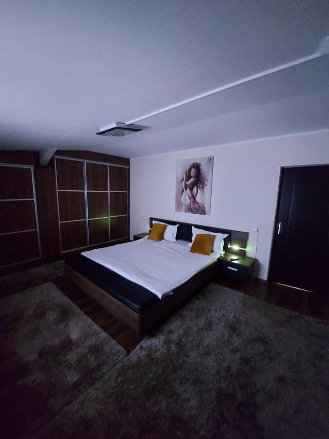 Jolie Suites Brăila Extérieur photo