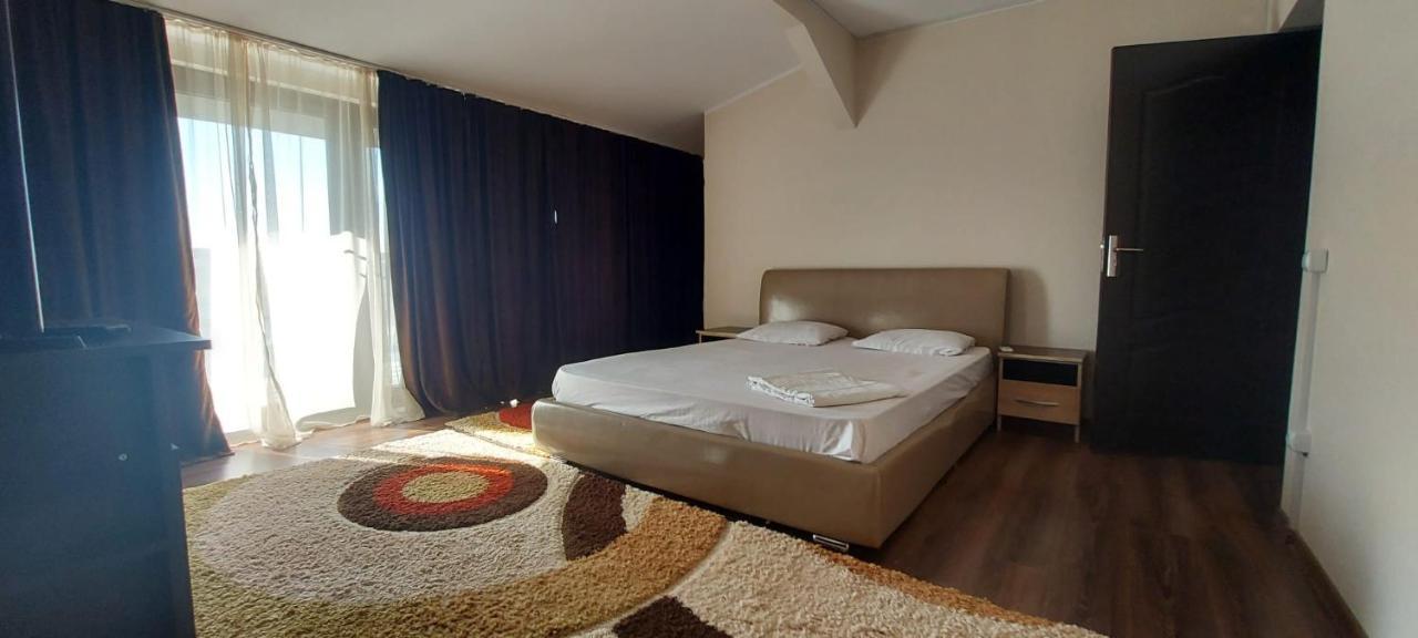Jolie Suites Brăila Extérieur photo