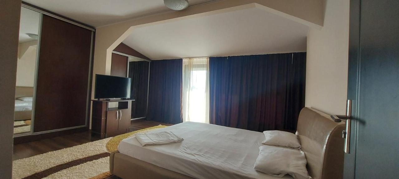 Jolie Suites Brăila Extérieur photo